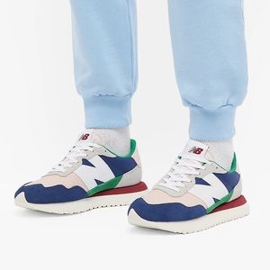 new balance moon shadow with pink haze